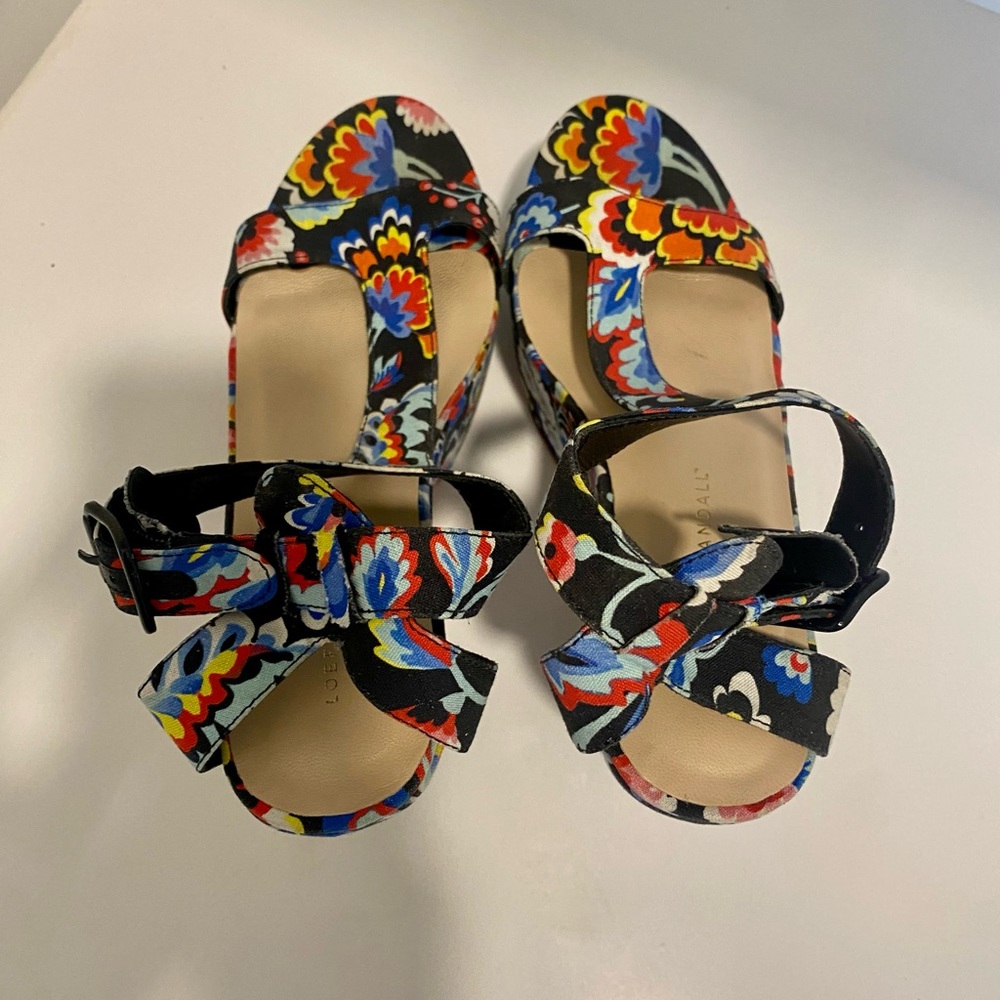 Loeffler Randall Minette Floral-Print Platform Sandal, Black/Multi Size 61/2 - Picture 9 of 11